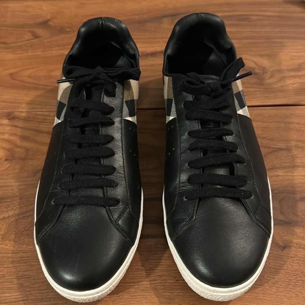 Burberry Sneakers